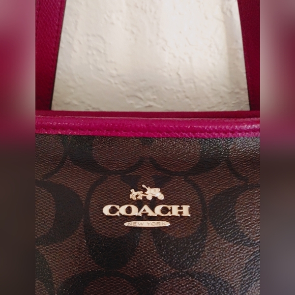 Coach Signature Zip Top Tote F34603 Purple Pink - Picture 4 of 9